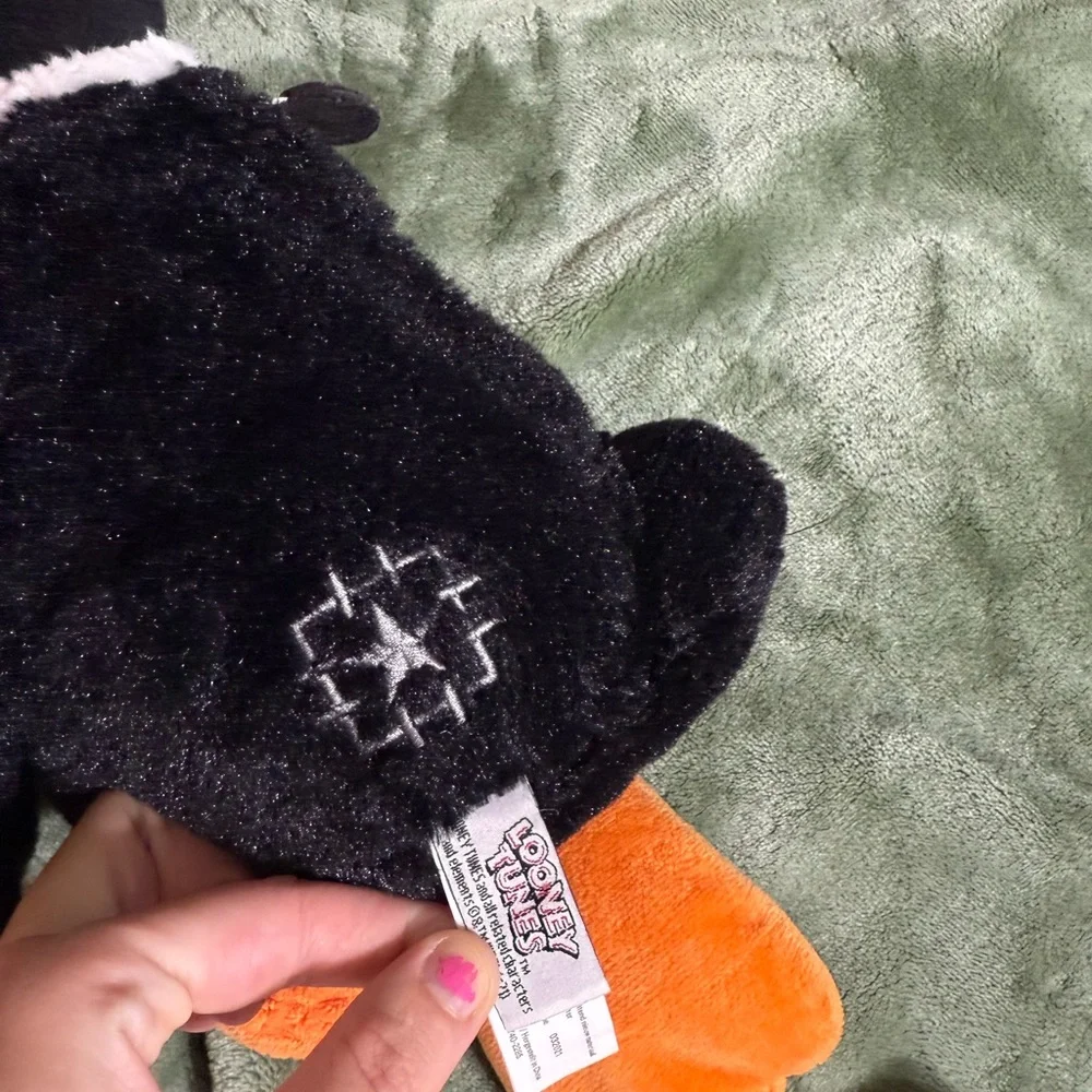 Scentsy Daffy Duck Buddy Plush With Scent Pack Looney Tunes Collection